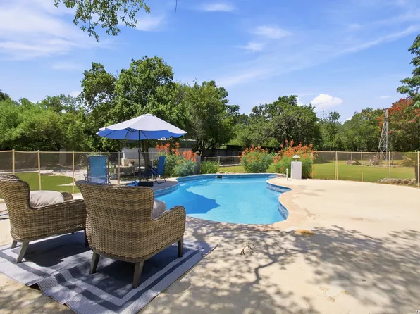 10011 Southwell Road, San Antonio, TX 78240