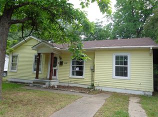 112 E McCoulskey St, Terrell, TX 75160
