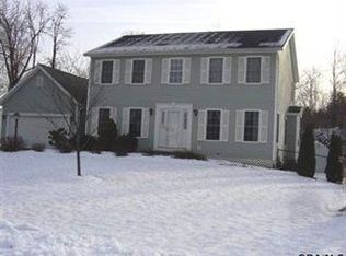 39 New Netherland Way, Halfmoon, NY 12065