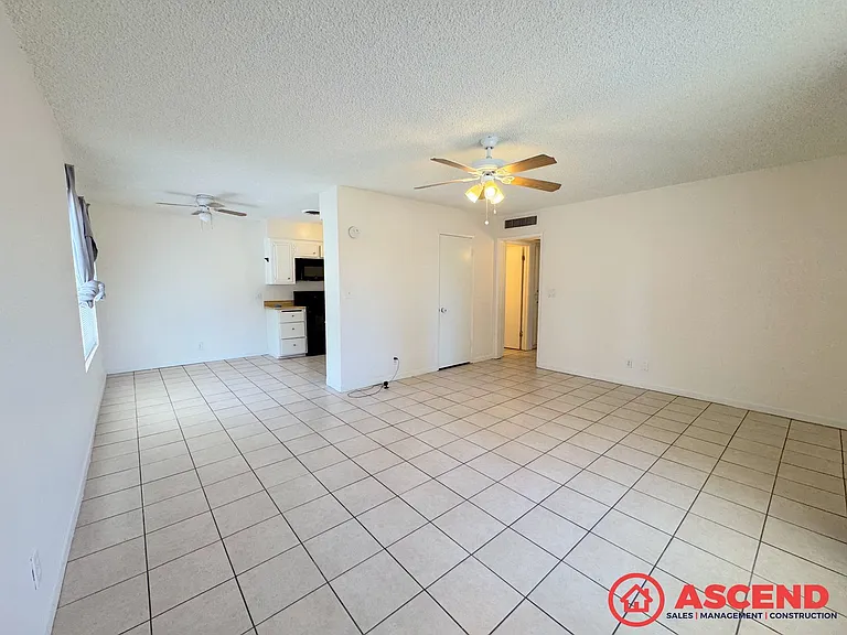3817 K St — Photo 3