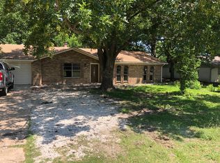 216 Ivy Ln, Hewitt, TX 76643