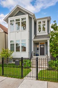 3810 N Christiana Ave, Chicago, IL, 60618