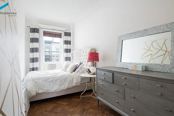 Rented by FirstService Realty (legacy) | media 14