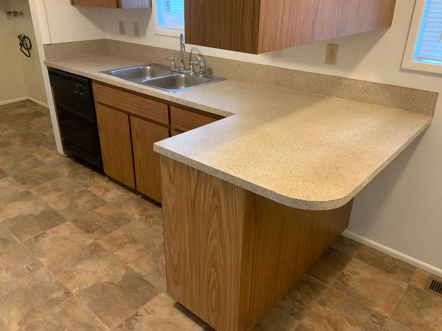 3 Bedroom, 2 Bathroom off Norkenzie Rd. — Photo 1