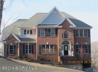 1895 Plank Dr, Blacksburg, VA