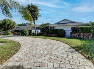 2400 NW Timbercreek Cir, Boca Raton, FL 33431