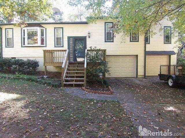 1st image of 1885 Poinsetta Dr