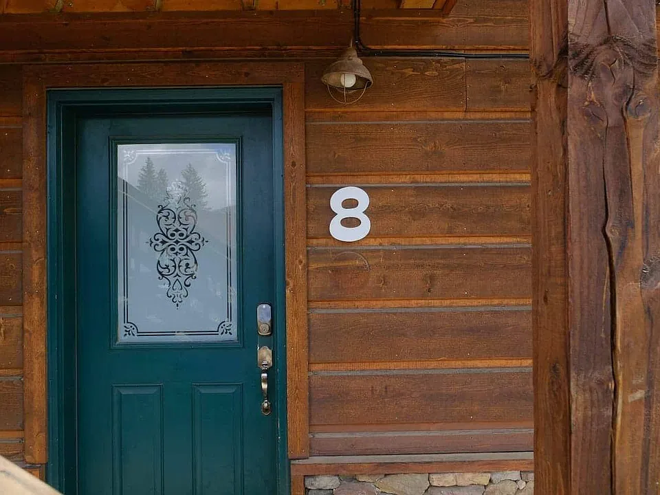 240 Hancock St #8