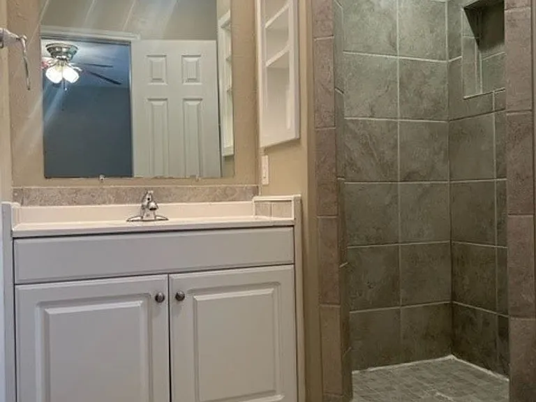 3401 Hummingbird Ln — Photo 5