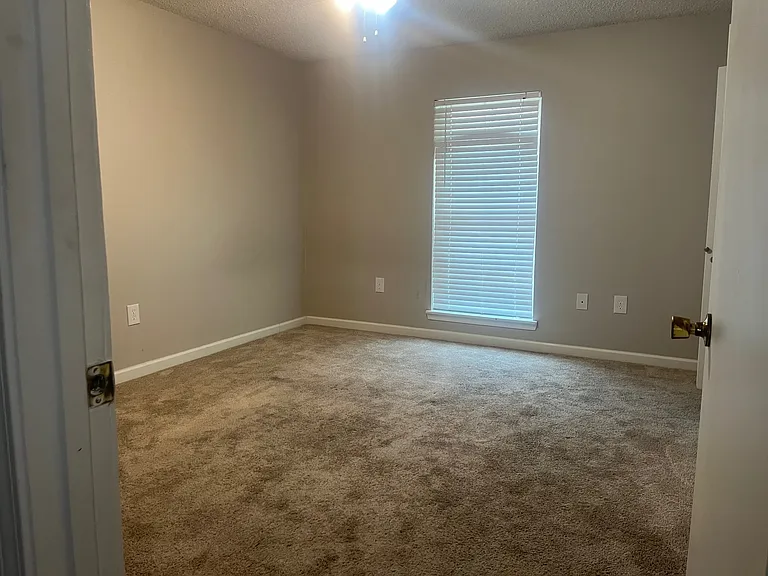 1720 Brightside Dr #D — Photo 10