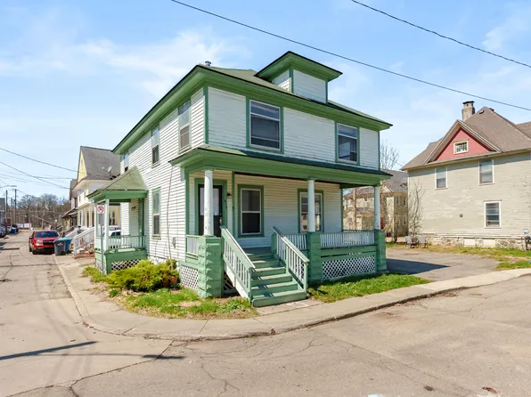 416 Bellevue Pl, Kalamazoo, MI 49007