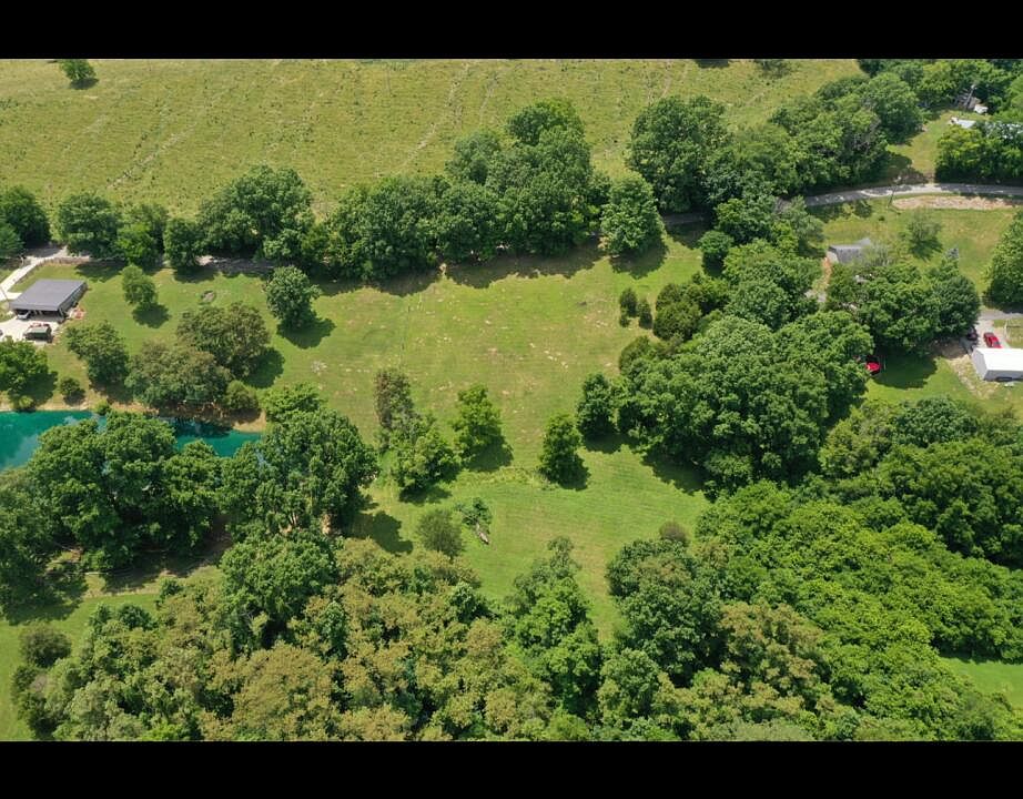 1st image of 233 Hinton Cemetery Rd