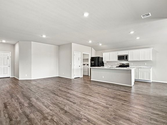 5th image of 7520 E 143rd Pl W