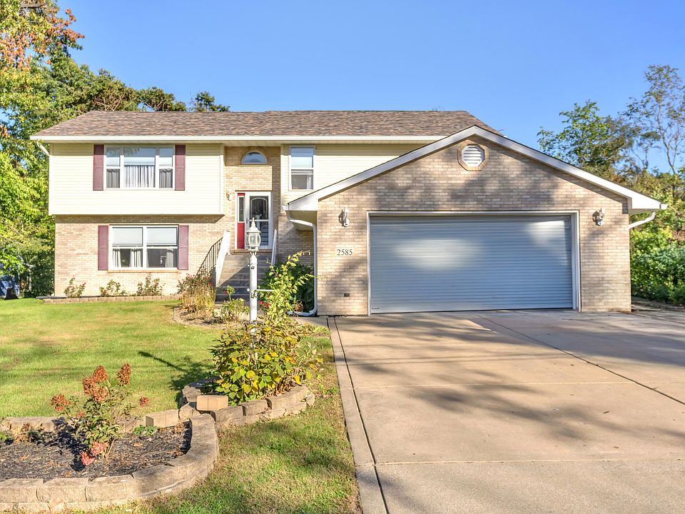 1st image of 2585 Blake Rd