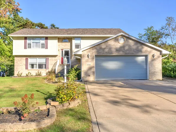 2585 Blake Rd, Portage, IN 46368