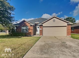 101 Lone Star Blvd, Hutto, TX 78634
