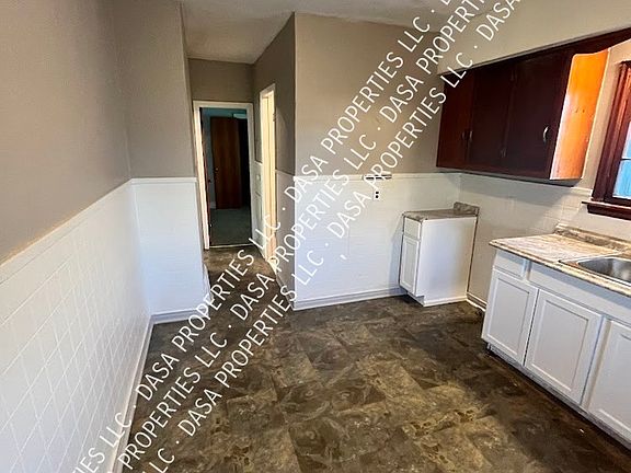 5th image of 344 Longnecker St