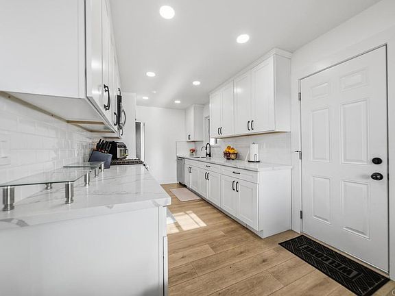 3rd image of 649 S 61st St