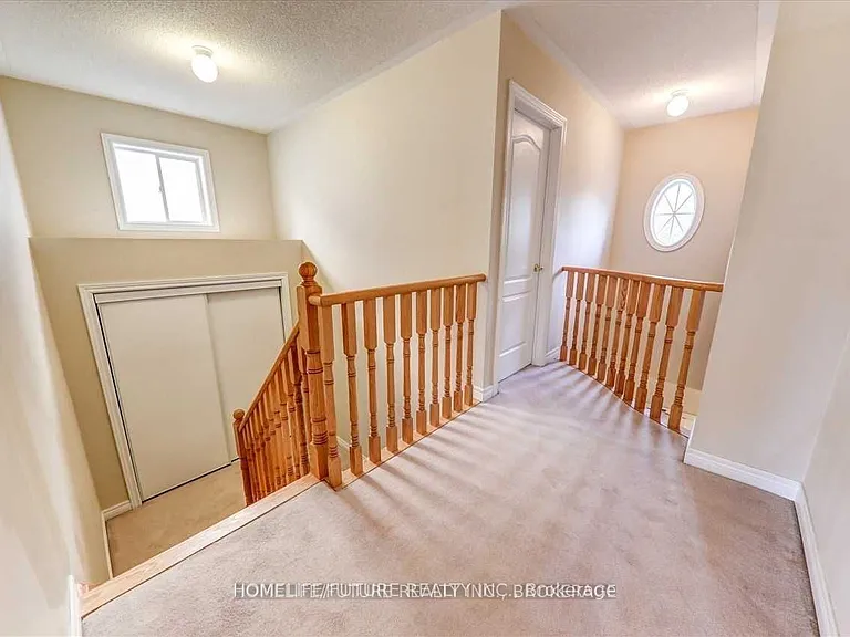 20 Kenilworth Cres — Photo 12