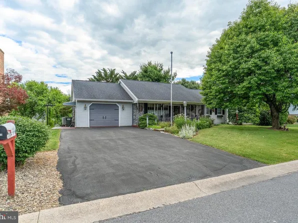 1118 Garden Ave, Lebanon, PA 17046