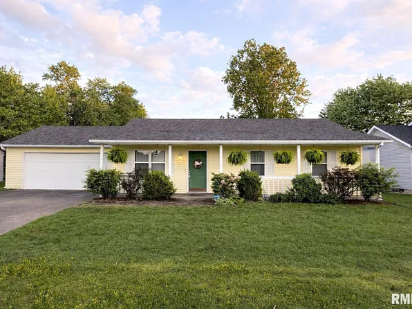 2217 Jennifer Ln, Marion, IL 62959