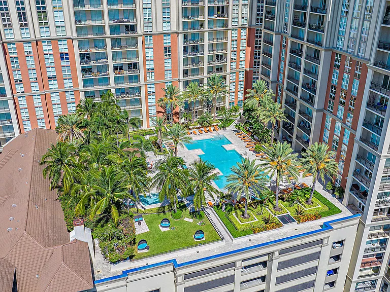 550 Okeechobee Blvd #1615 — Photo 35