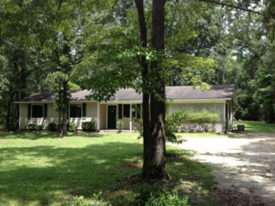 1st image of 138 Edgewood Dr