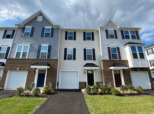 206 Bamboo Dr, Lansdale, PA 19446