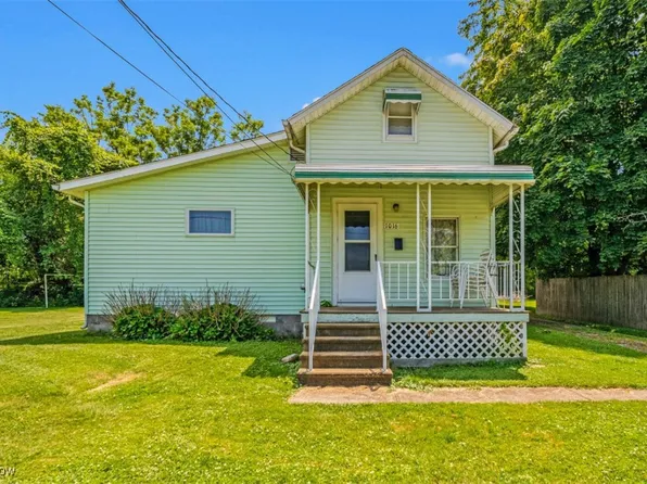 1016 W 55th St, Ashtabula, OH 44004