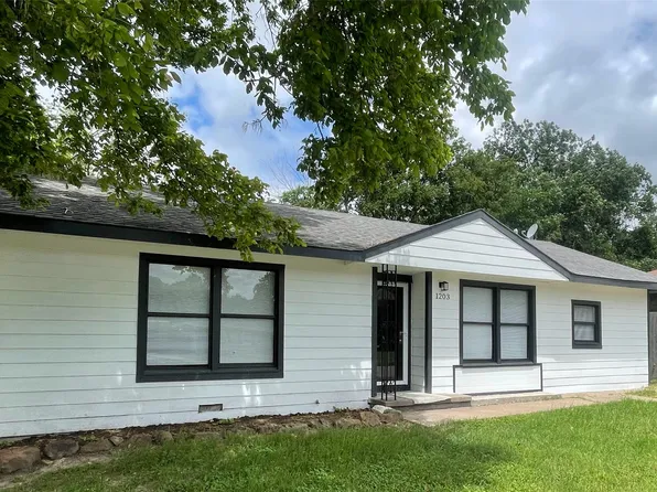 1203 Liberty St, Weatherford, TX 76086
