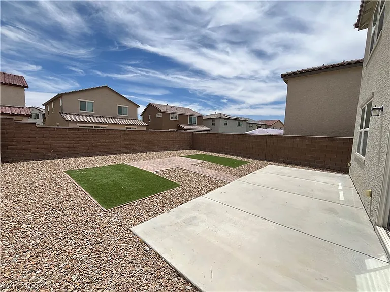 7052 Fossil Lake St — Photo 25
