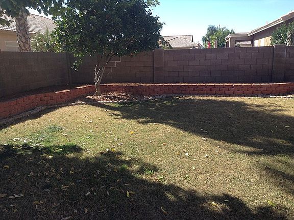 4th image of 231 E Appaloosa Ct
