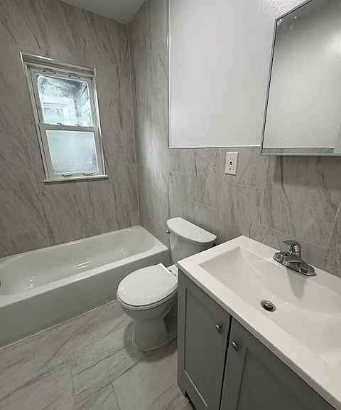 320 Jericho Tpke #2B — Photo 3