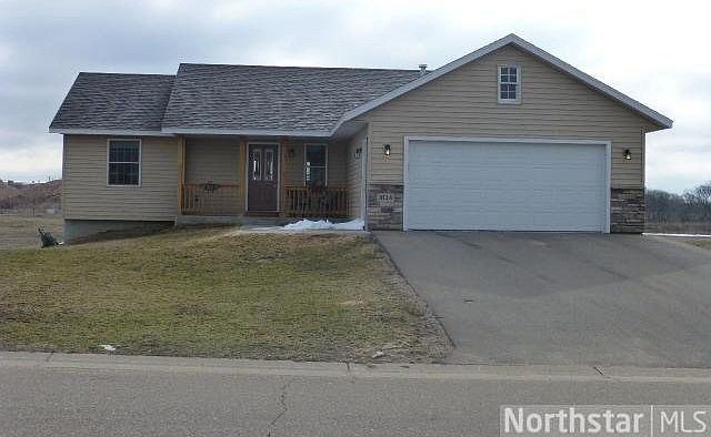 1st image of 1824 White Pine Way