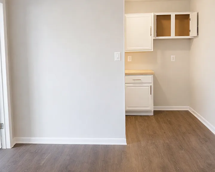 6011 Emerson St #406 — Photo 9