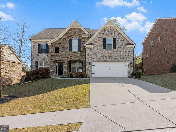 2nd image of 3820 Mabry Ridge Dr