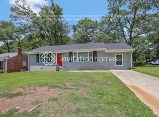 2013 Ben Hill Rd, East Pt, GA 30344