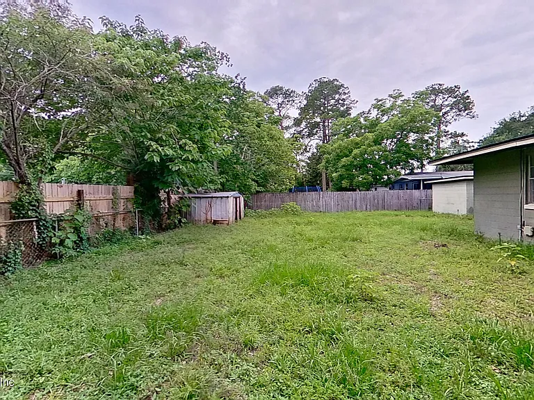 7104 Waikiki Rd — Photo 17