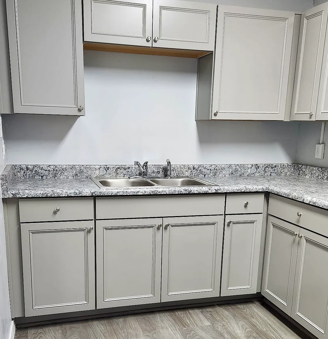 7561 N. 27th Avenue - 1 — Photo 2