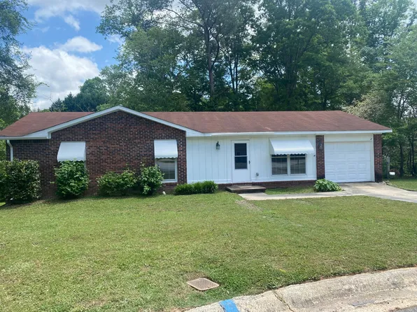 6034 Fieldcrest Dr, Morrow, GA 30260