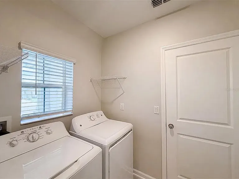 2306 Burney Falls Ln — Photo 9