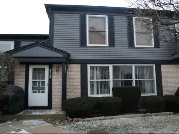 912 Inverrary Ln, Deerfield, IL 60015