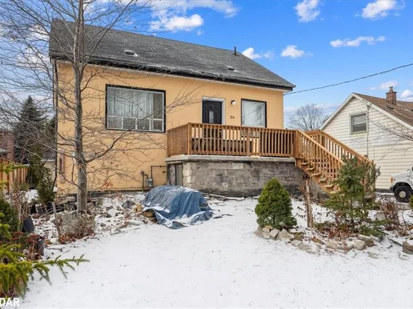 36 Poplar Ave, Toronto, ON M9B 3R4