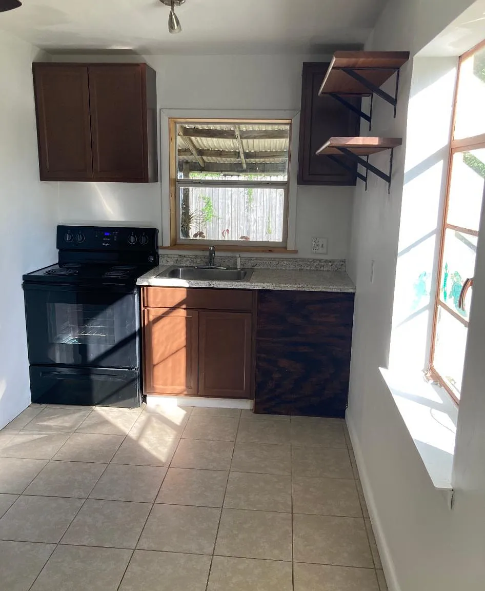 4813 SE Bollard Ave — Photo 4