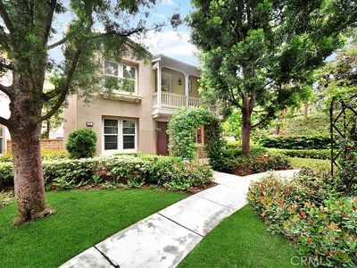 97 Canopy, Irvine, CA, 92603