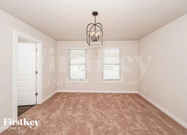 1325 Brookhaven Dr — Photo 6