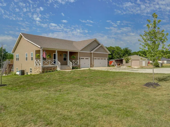 1015 Longhorn Road, Fair Grove, MO 65648