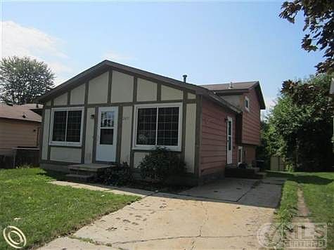 2615 Corey Ave.