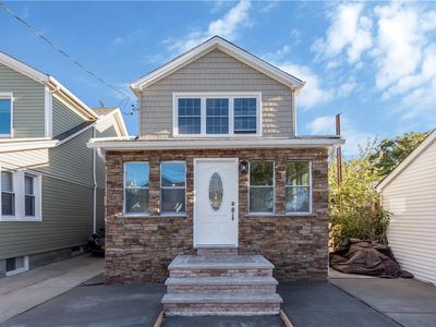 69-14 61st Dr, Flushing, NY, 11379