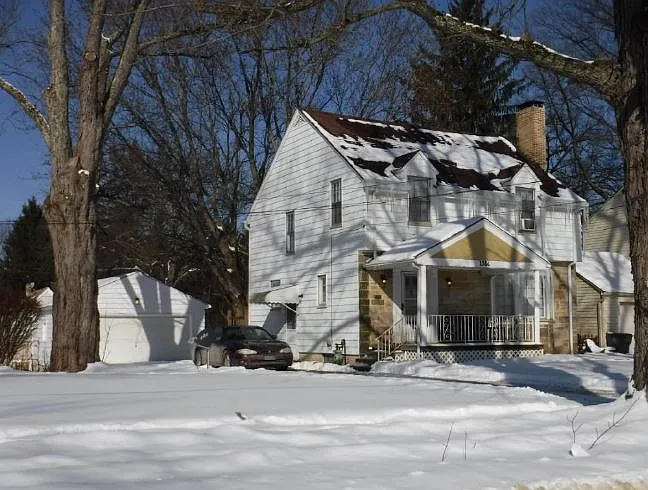 1586 Cascade Rd photo 1